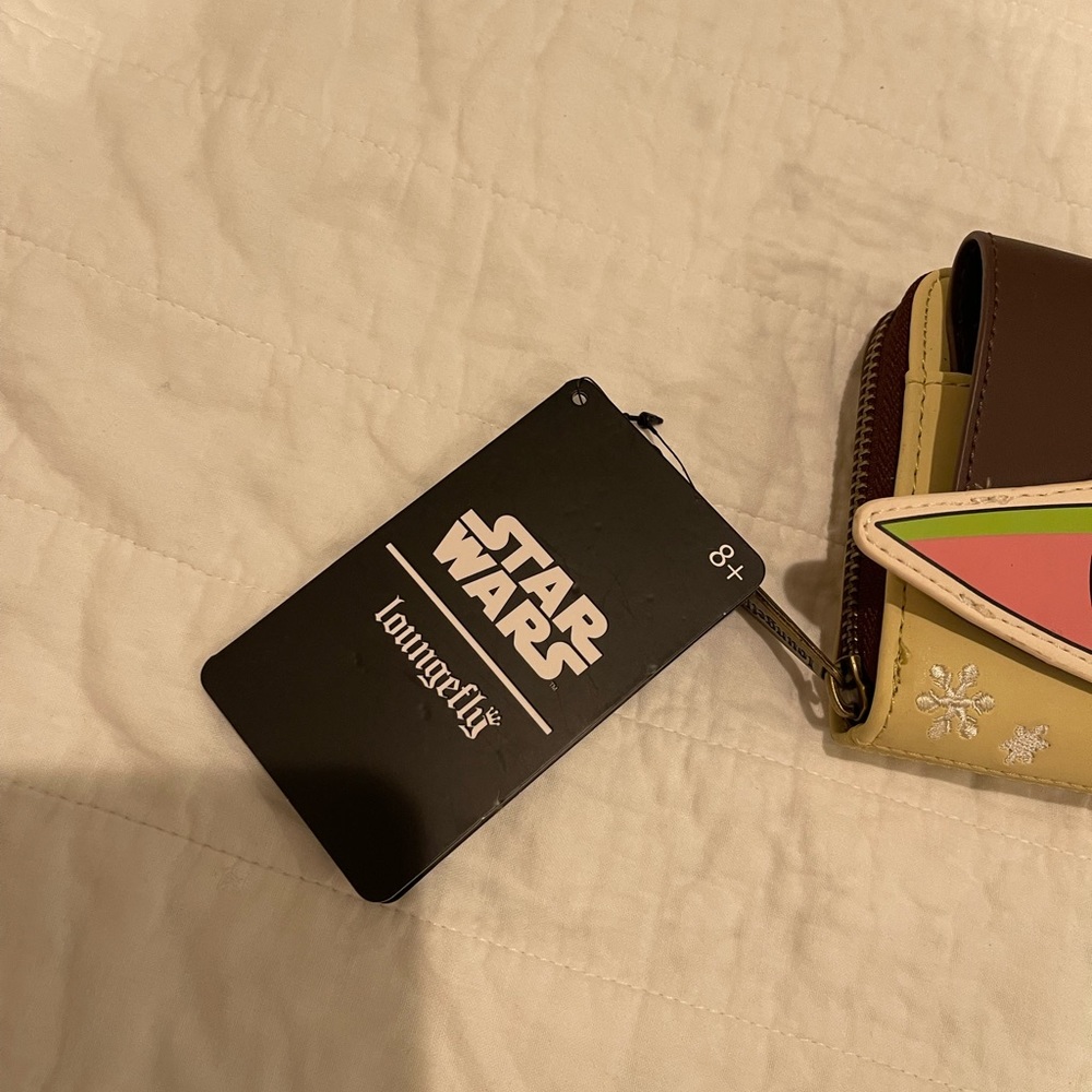 New Loungefly Star Wars Wallet - Picture 6 of 11
